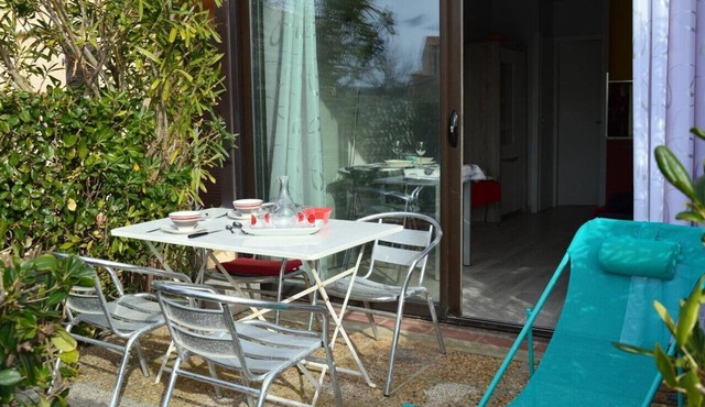 Studio apartment sleeps 2 PORT LEUCATE NATURISME