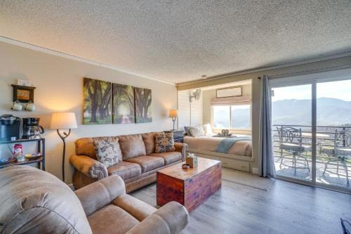 Studio about 3 Mi to Great Smoky Mountain Natl Park!