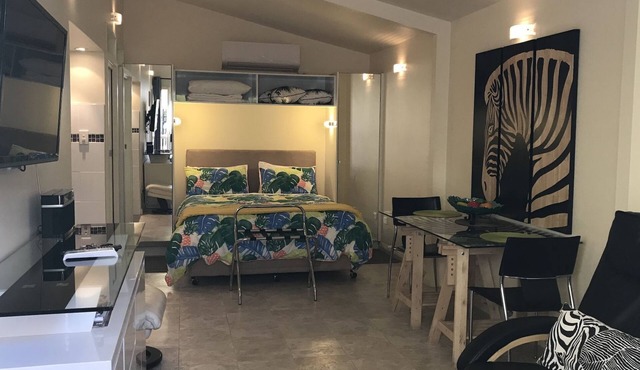 Studio Accommodation 2 bedroom apartment