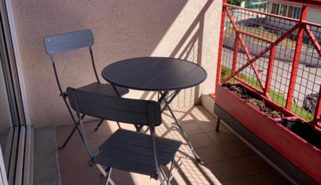 "Studio Agora" with Balcony & Wi-Fi