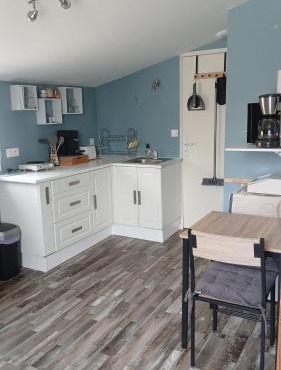 Studio aménagé pour 2 personnes, indépendant