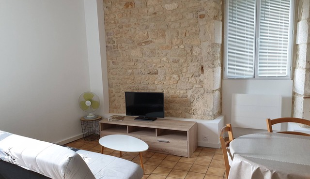 Studio Apartment "5 - 3 Min Du Futuroscope" with Wi-Fi