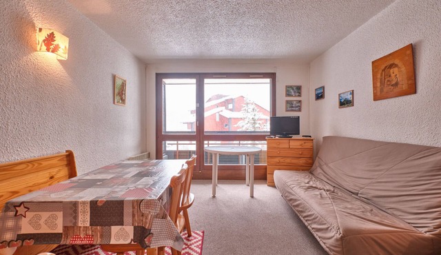 Studio Apartment 'Herbouilly' with Mountain View and Balcony