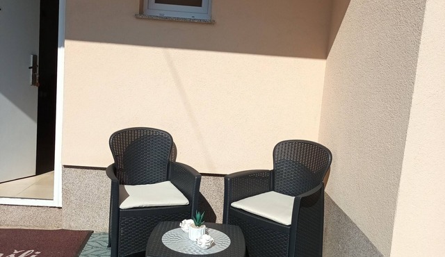Studio Apartman Kostrena udaljen od prekrasnih plaža 10min