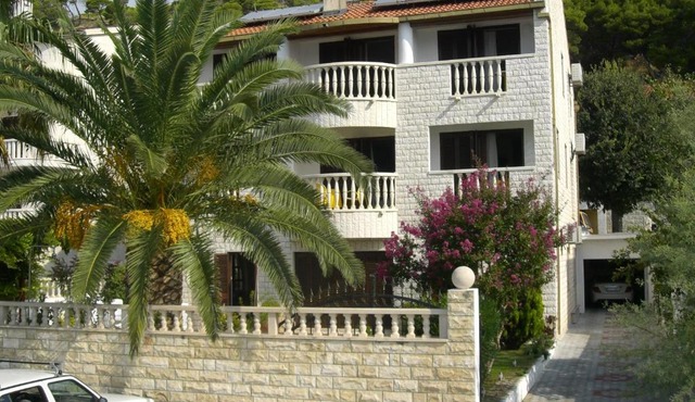 Studio Apartmani Topic