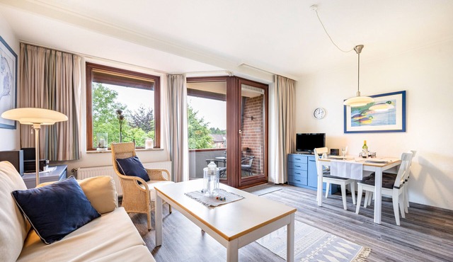 Studio Apartment “Bublitz” with Wi-Fi, Balcony, Sauna & Pool in Lübeck - Travemünde