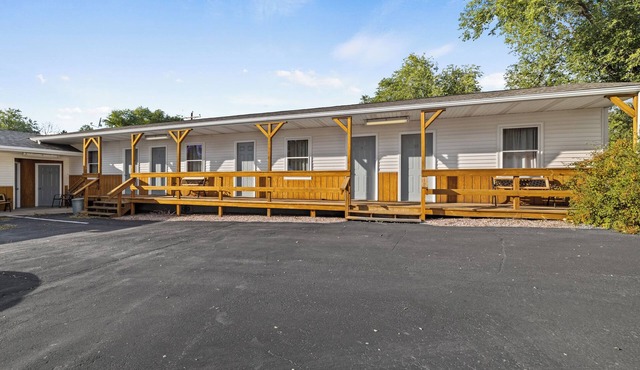 Studio Apartment #1 In Moorcroft Wyoming Located Near Keyhole Lake