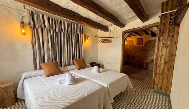 Studio Apartment 'Alojamiento Alberquina' with Shared Garden, Wi-Fi and Air Conditioning