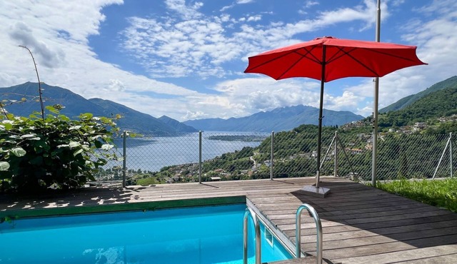 Studio apartment "Casa Elisabetta" with swimming pool