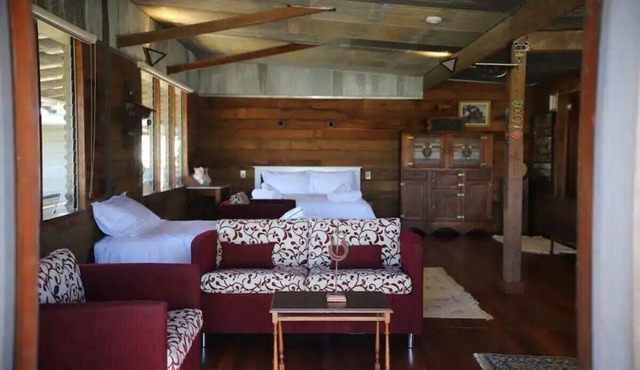 studio apartment close to the ocean and countryside,nTakeover Target room