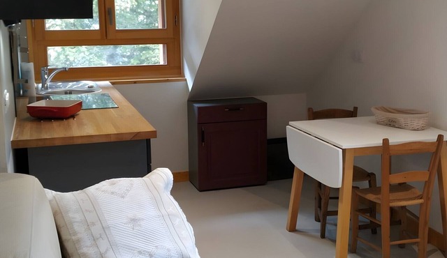 Studio Apartment 'En Montagne, Mercantour' with Mountain View, Shared Garden and Wi-Fi