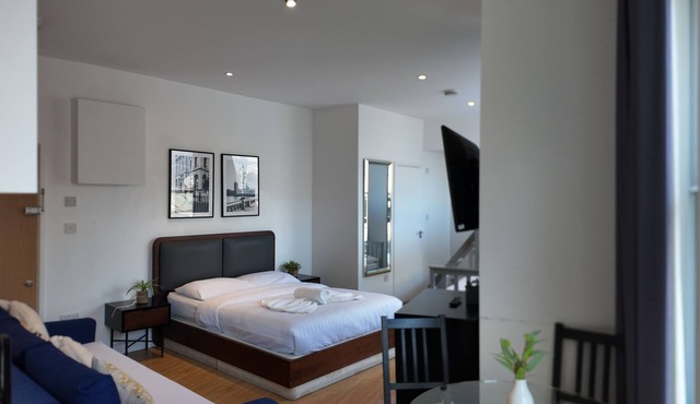 Studio Apartment for 7- Piccadilly Circus