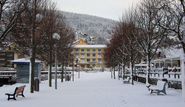 Studio apartment for 2 P - south facing balcony with lake classified 2 * - center