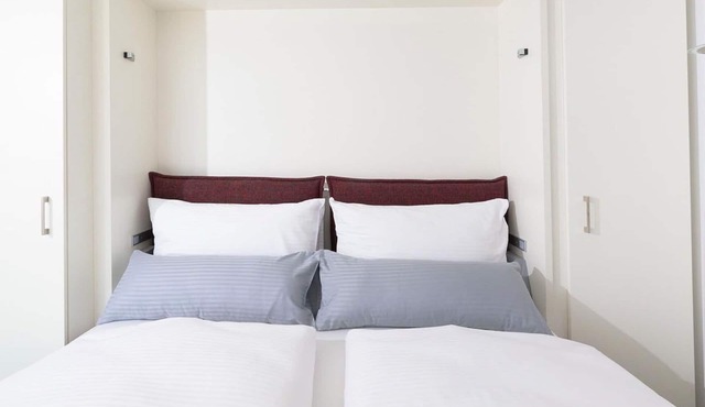 Studio Apartment 'Huber Living Single 301' with Balcony and Wi-Fi in Germering