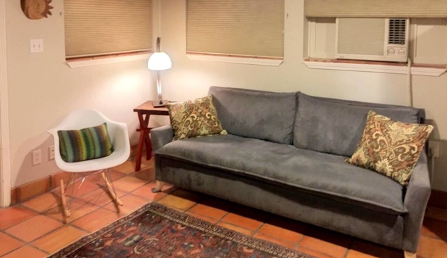 Studio Apartment in Historic Neighborhood
