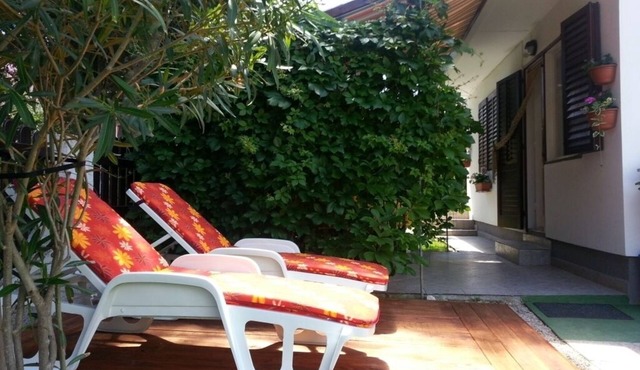 Studio apartment in Sabunike with Terrace, Air condition, WIFI (231-3)