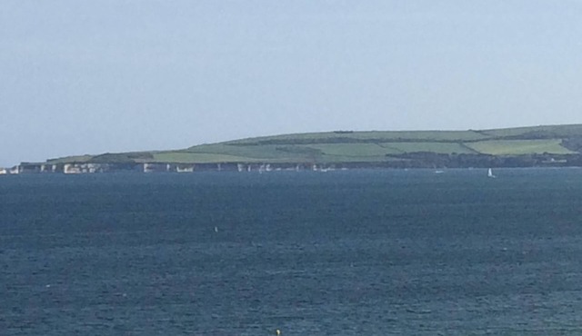 Studio apartment just 10 min walk from the beach, shared pool, ideal for walkers