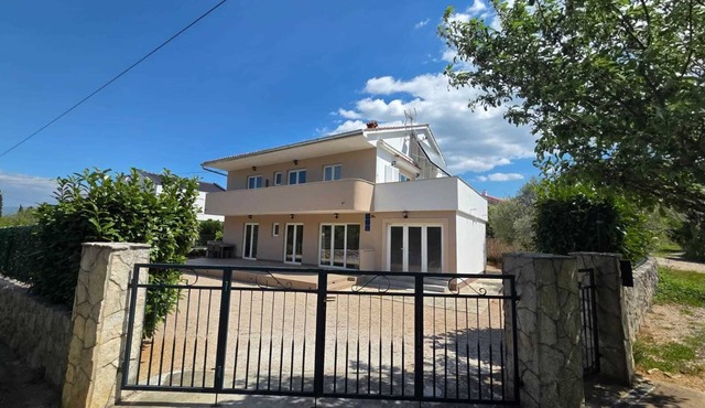 Studio-apartment Letizia