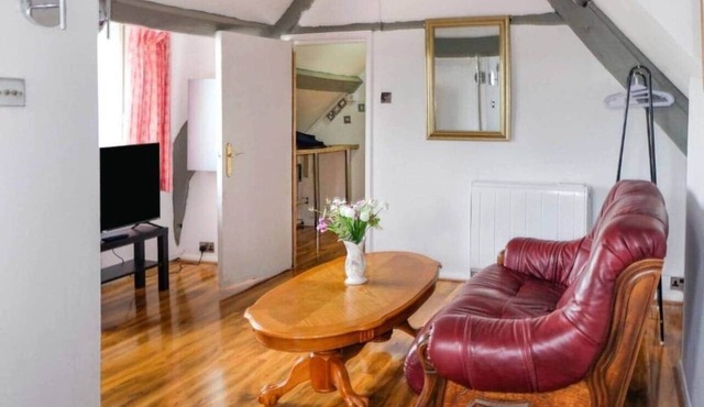 Studio Apartment Melksham