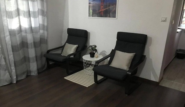 Studio Apartment with Terrace and Pool
