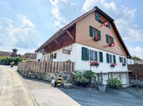 Studio Arn's Dachstudio by Interhome