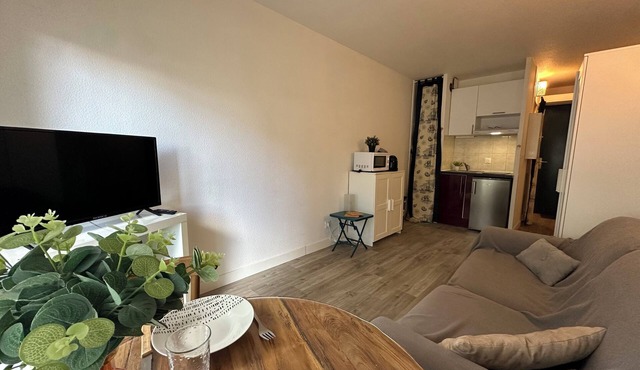 Studio at Canal de Rompsay + Parking