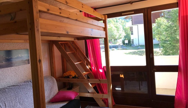Studio at the Foot of Corrençon-en-Vercors Slopes with Balcony