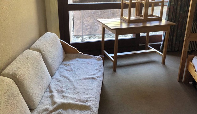 STUDIO AT THE FOOT OF THE MOUNTAIN