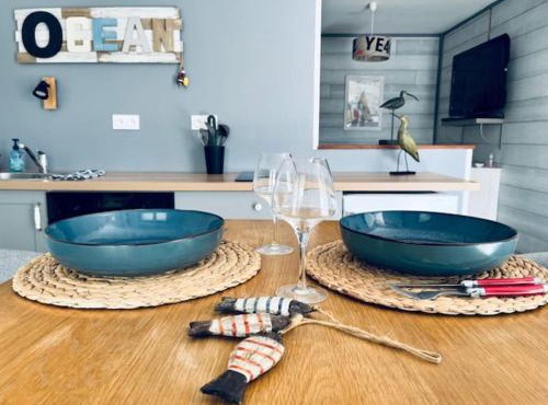 Studio au bord du lac d'Eguzon