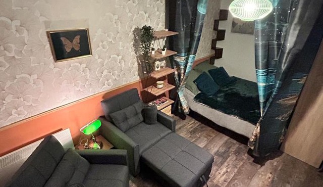 Studio au calme avec stationnement