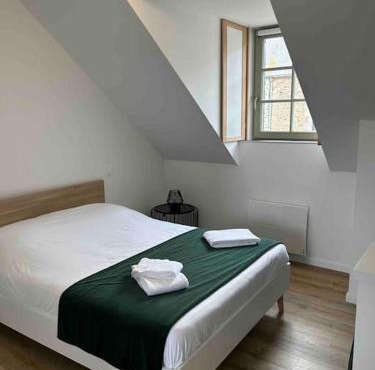 Studio au centre de Quintin