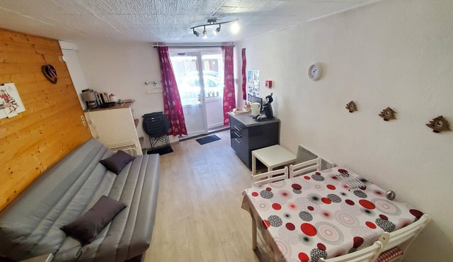 Studio au coeur de Murol, village médiéval