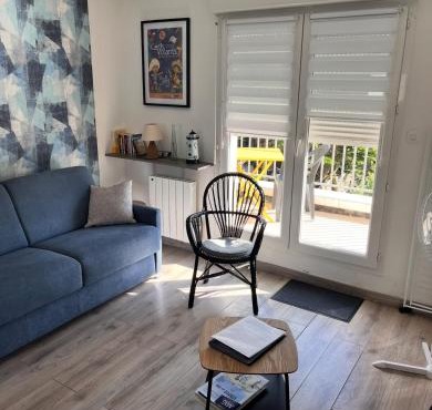 Studio avec grand balcon Marin