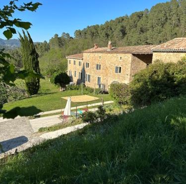 Studio avec terrasse dans mas historique cevenol
