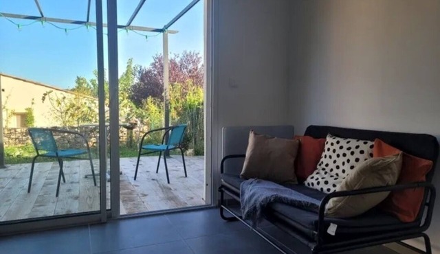 Studio Avec Terrasse Très Lumineux