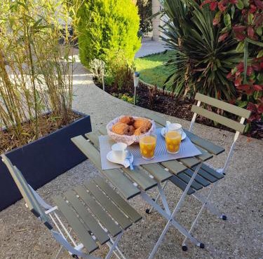 Studio Beauvais avec terrasse privative calme & tout confort
