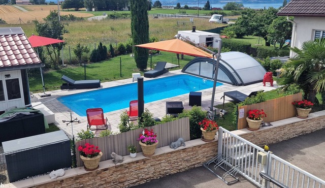 Studio between lake and mountains for 3 people