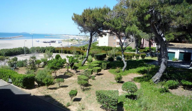 STUDIO BORD DE MER AVEC PKG PRIVE