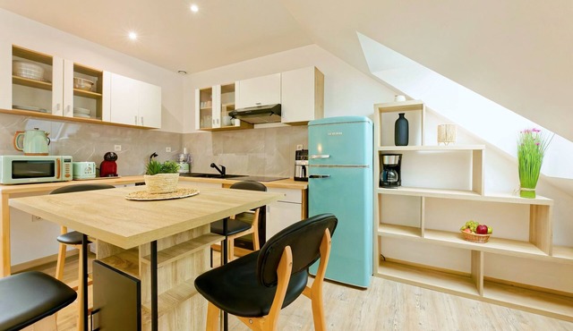 Studio BRUME In the heart of PORTBAILAccess to the swimming pool