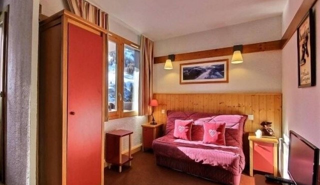 Studio cabin 4 pers, south, near slopes and shops