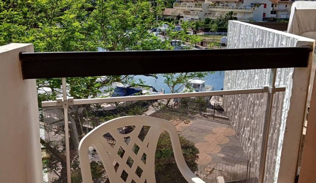 Studio Cabin Canet Beach for 4 – Elevator, Marina View