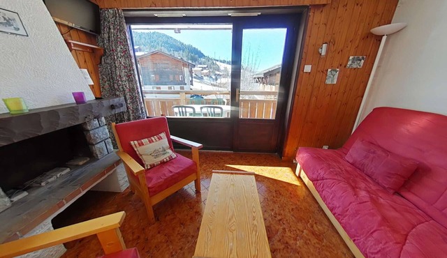 Studio Cabin 4 Sleeps, Ski-In/Ski-Out, South-Facing Balcony, Le Grand-Bornand