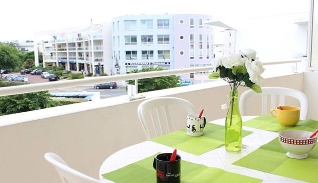 Studio cabin 4 pers La Rochelle with balcony, parking