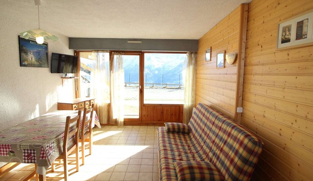 Studio cabin for 4, 150m from slopes - Auris en Oisans