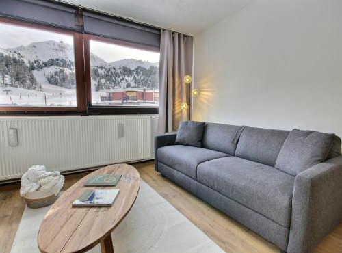 Studio cabine rénové au pied des pistes - FR-1-455-256