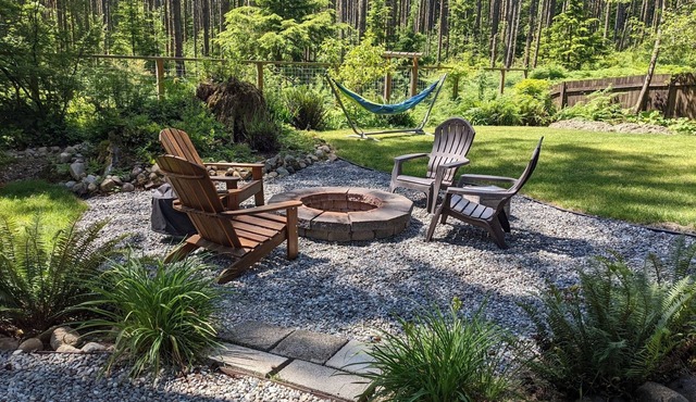 Studio Cabin, minutes from lake and trails