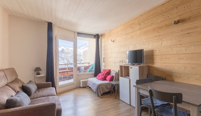 Studio cabin, sleeps 4/5