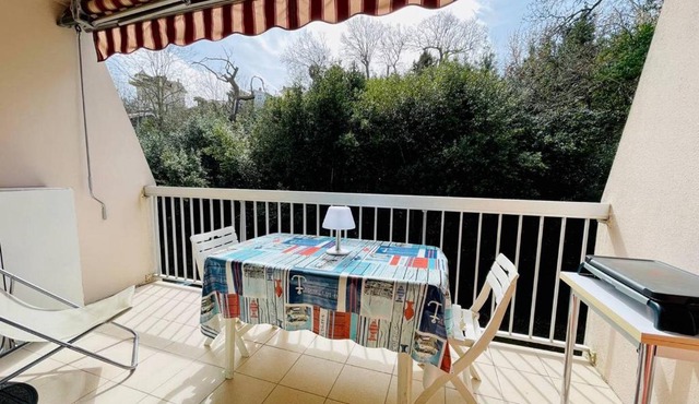 Studio Cabine à Arcachon, Proche Centre, Balcon ensoleillé, Parking, à 600m de la Plage - FR-1-433-98
