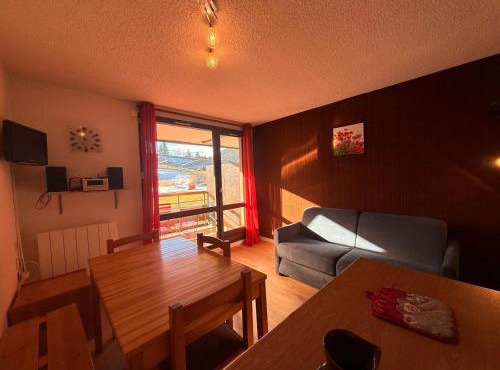 Studio cabine 27m2 à Villard-de-Lans, pour 4 personnes, balcon sud, proche des navettes - FR-1-515-236