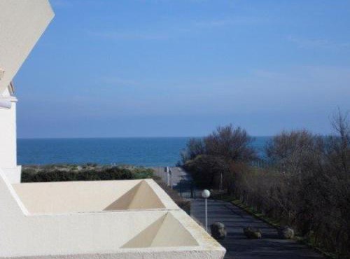 Studio cabine 4 personnes avec terrasse et parking à Marseillan-Plage - FR-1-326-388